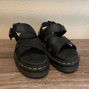 Dr. Martens Voss II sandal